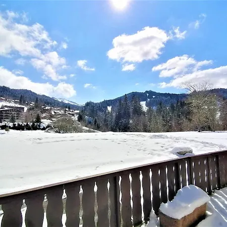 Helios Appartement *